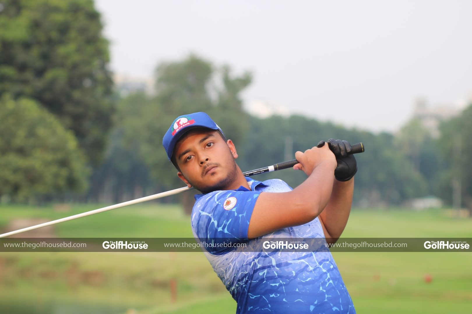 Samaul_Islam_is_an_amateur_golfer_at_the_Kurmitola_Golf_Club._Like_many_other_amateur_golfers_Samaul_was_introduced_to_the_game_by_his_father_at_a_very_early_age_and_took_an_instant_liking_to_the_game_and_the_other_aspects_that_golf_brings_with _t.