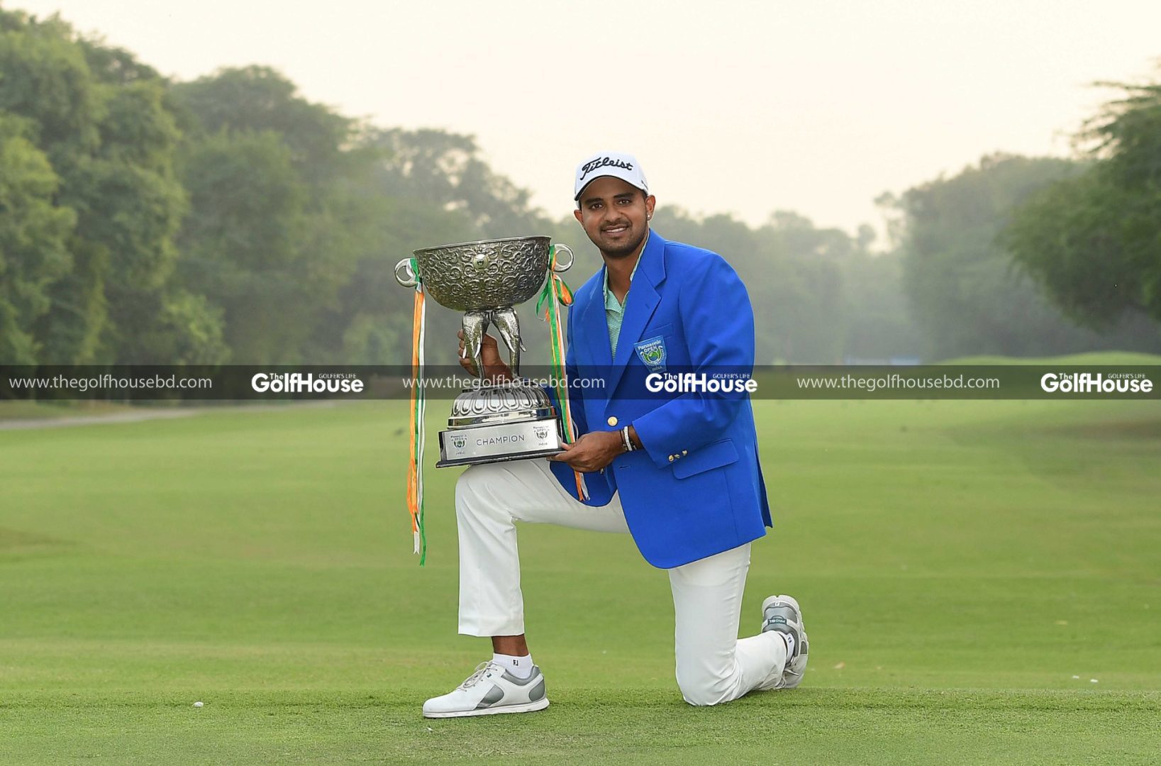 Young Indian golfer Khalin Joshi produced a scintillating back-nine performance in the final round to steal the title of the Panasonic Open India from Bangladesh's Siddikur Rahman in a thrilling finish at the Delhi Golf Club recently.