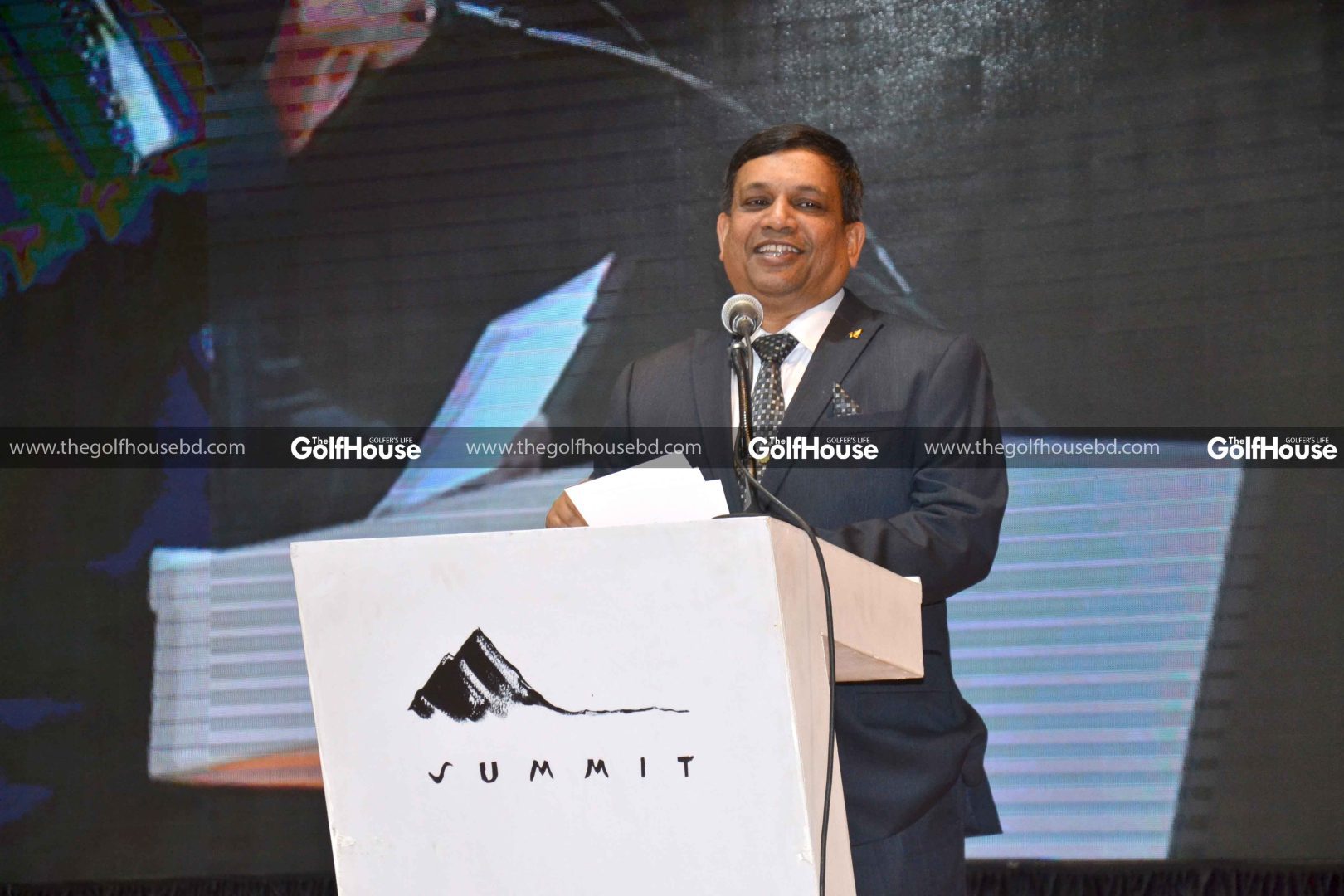 The 9th Summit Open and 23rd Summit Cup Golf Tournament were held at the Kurmitola Golf Club in Dhaka in the last week of December.