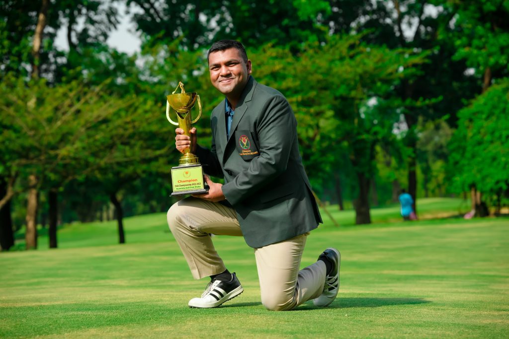Tasvir Hasan Majumder,
the current club
champion of Kurmitola
Golf Club, shares his
experience of meeting
Tiger Woods and talks
about his experiences
as an amateur golfer
for a decade and a
half, during a chat with
TheGolfHouse.