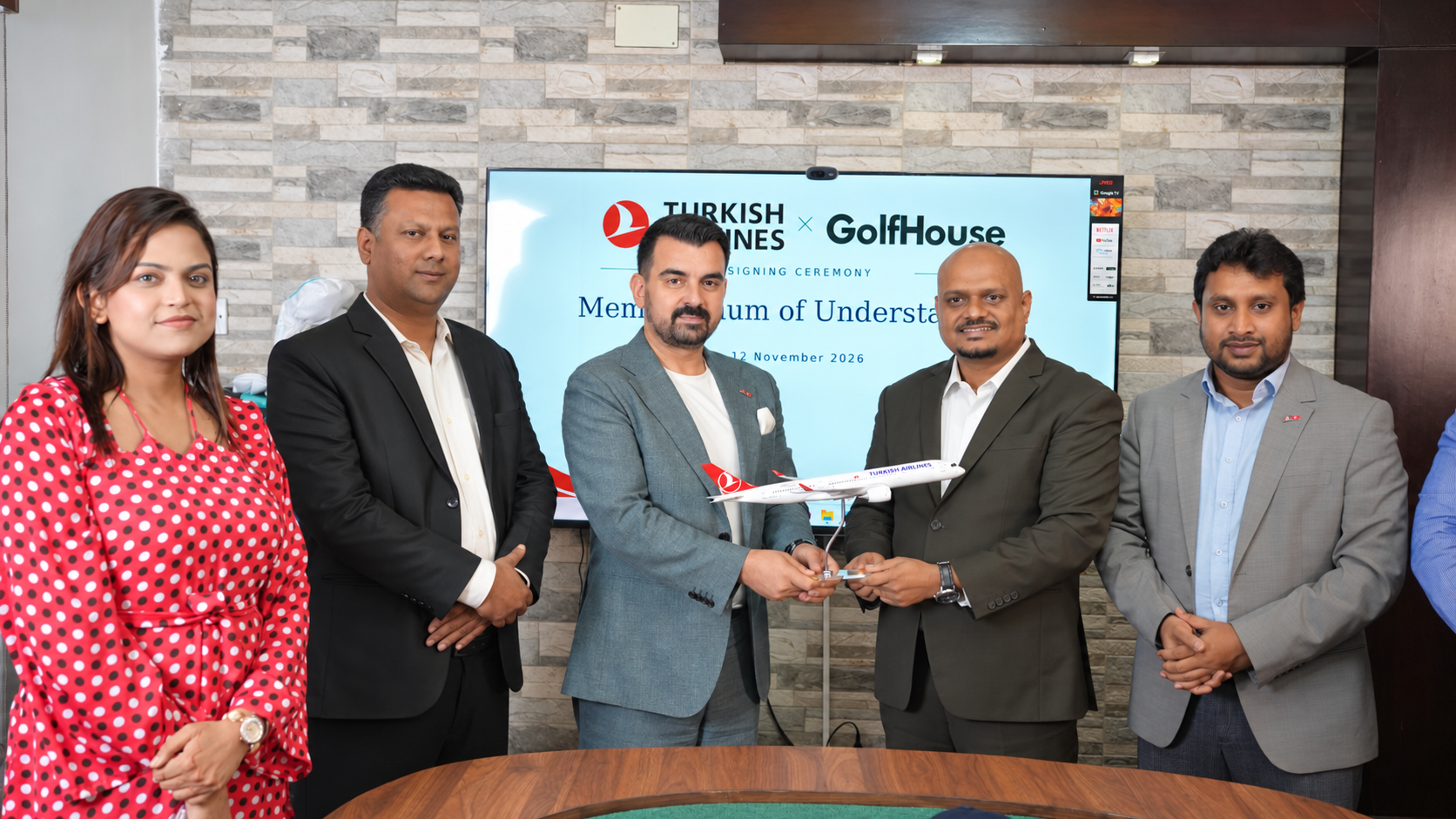 Turkish Airlines and GolfHouse officials at the MoU signing ceremony at GolfHouse headquarters in Dhaka on October 12, 2026. The agreement strengthens cooperation through promotional services and client engagement initiatives.